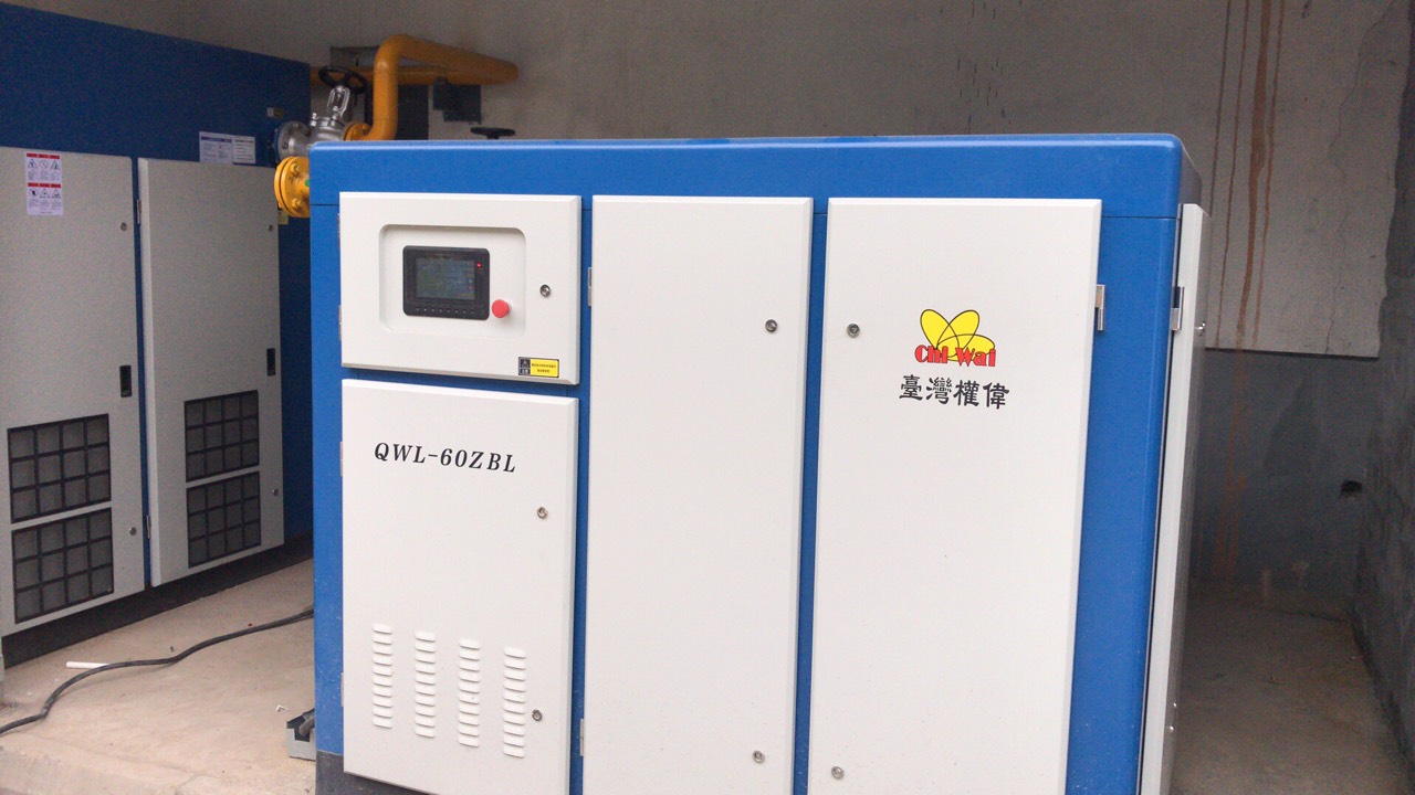 無油水潤滑螺桿空壓機